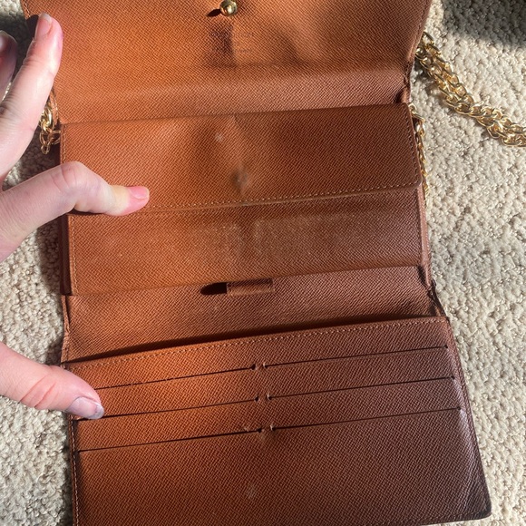 Louis Vuitton Classic monogram canvas International wallet on chain - Picture 6 of 11